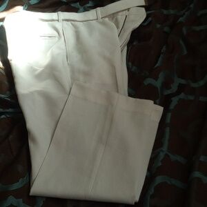 A pair of pre-owned Women's Davis clothing company slacks.